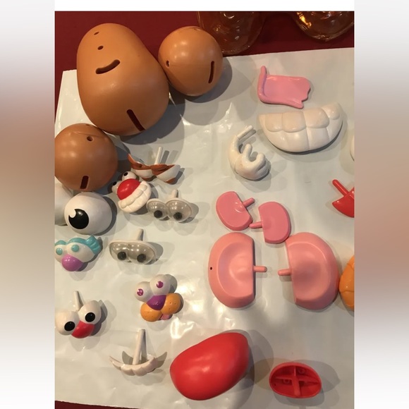 Mr. Potato Head hasbro vintage Large 14" Container, 31 Bodies Arms Legs Face LOT - Picture 2 of 11